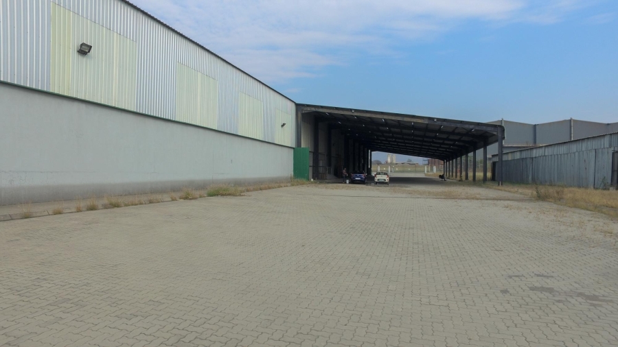 To Let Commercial Property for Rent in Rustenburg Industrial North West